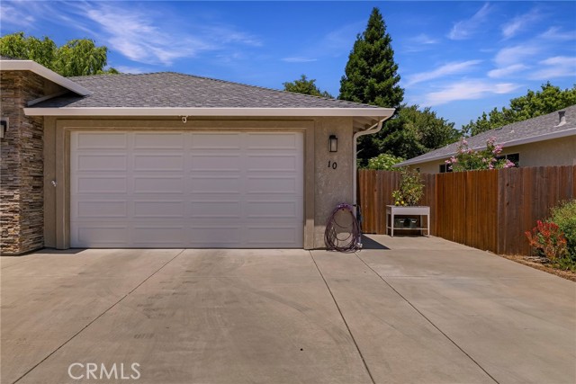 10 Harmony Park Circle, Chico CA: https://media.crmls.org/medias/b1c50f0d-2353-4e30-b311-d8c12942c0f4.jpg