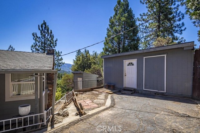 35853 Sierra Linda Drive, Wishon CA: https://media.crmls.org/medias/b1c69107-8415-4915-87f3-bc72d1fe5e58.jpg