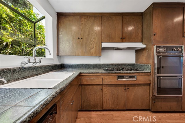 5921 Babbitt Avenue photo 7