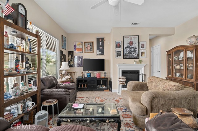 Detail Gallery Image 6 of 41 For 19478 Big Horn, Apple Valley,  CA 92308 - 2 Beds | 2 Baths