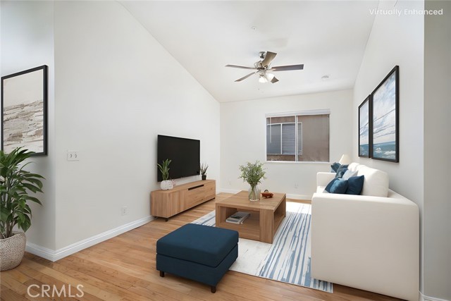 11500 Winery Drive, Fontana CA: https://media.crmls.org/medias/b1c87cac-97b9-4042-8925-7db6376def6e.jpg