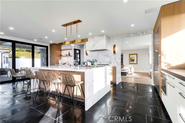 Detail Gallery Image 47 of 75 For 2720 Pebble, Corona Del Mar,  CA 92625 - 5 Beds | 4/1 Baths