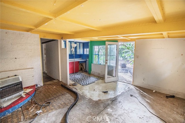 Detail Gallery Image 35 of 38 For 225 Barry, Ventura,  CA 93001 - 2 Beds | 1 Baths