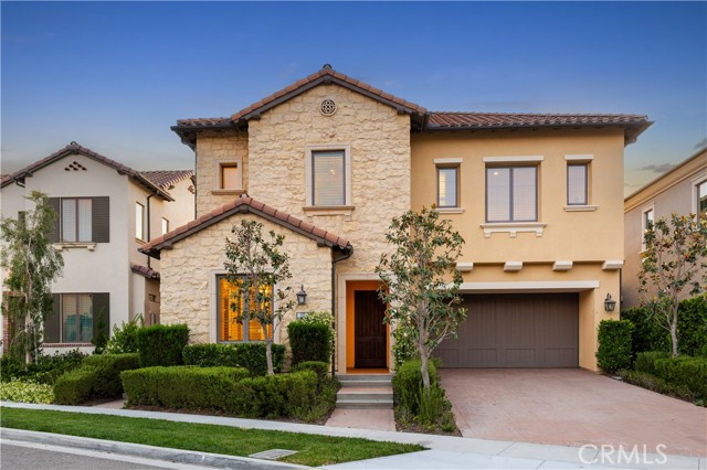 137 Prestigo, Irvine CA: https://media.crmls.org/medias/b1c8e017-9ab8-4053-85c9-0c174a419a9b.jpg