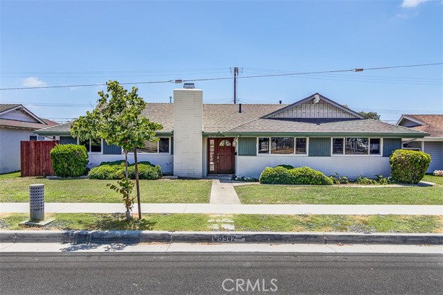 5542 Edinger Ave, Huntington Beach, CA 92649