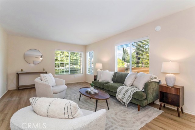 Detail Gallery Image 13 of 73 For 25120 Steinbeck Ave a,  Stevenson Ranch,  CA 91381 - 3 Beds | 2/1 Baths