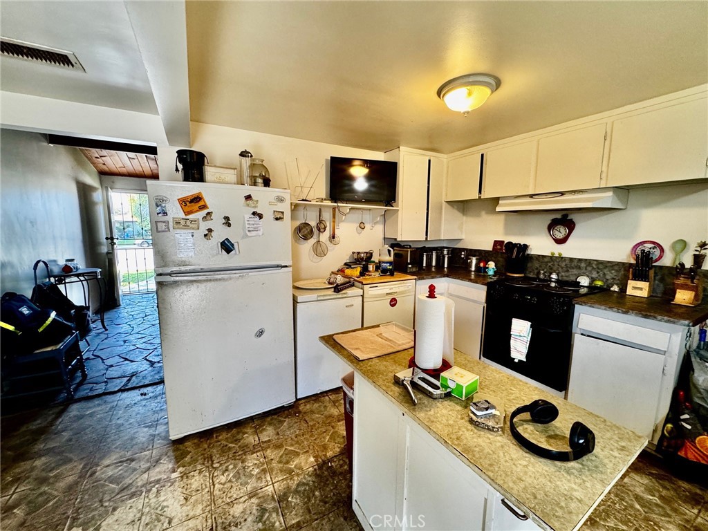 B1C9659C Abb2 4C16 846F 99F7250B48D7 2901 Wenatchee, Bakersfield, Ca 93306 &Lt;Span Style='BackgroundColor:transparent;Padding:0Px;'&Gt; &Lt;Small&Gt; &Lt;I&Gt; &Lt;/I&Gt; &Lt;/Small&Gt;&Lt;/Span&Gt;