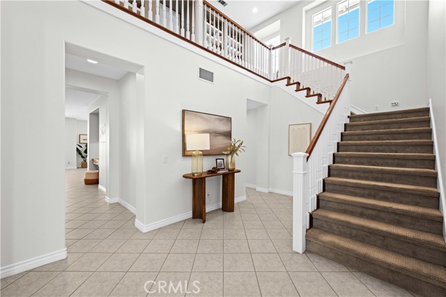 Detail Gallery Image 17 of 65 For 26865 Grey Pl, Stevenson Ranch,  CA 91381 - 5 Beds | 5 Baths