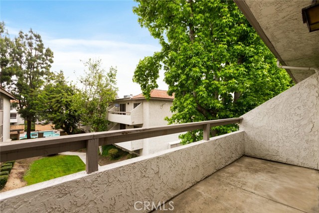 Detail Gallery Image 7 of 22 For 16970 Marygold Ave #14,  Fontana,  CA 92335 - 2 Beds | 2 Baths