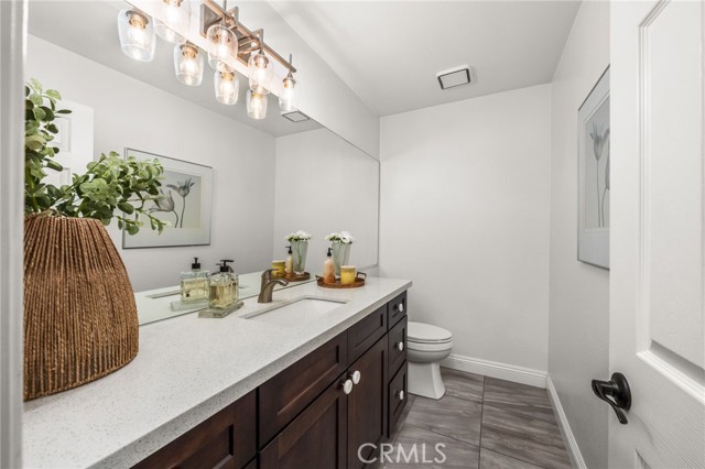 Detail Gallery Image 18 of 38 For 2130 Almeria St #101,  Corona,  CA 92879 - 3 Beds | 2/1 Baths