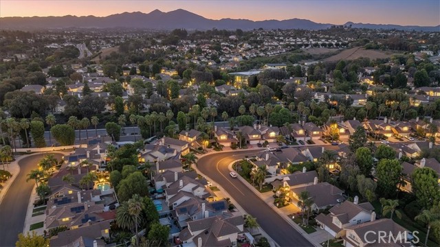 Detail Gallery Image 50 of 50 For 26272 Yolanda, Laguna Hills,  CA 92656 - 4 Beds | 2/1 Baths