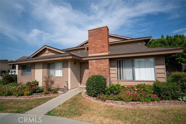 17052 Grove Circle, Huntington Beach, CA 92647