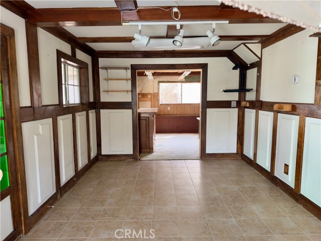 26500 Amador Lane, Lake Arrowhead CA: https://media.crmls.org/medias/b1cc2721-2c14-48f0-a571-ebad2c8b5c2c.jpg