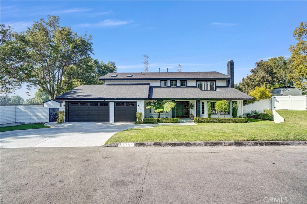 17762 Mountain View Circle
