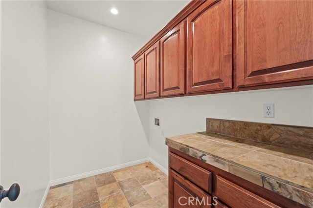765 Del Norte Lane, Lake Arrowhead CA: https://media.crmls.org/medias/b1cc873b-54df-4fe8-8f26-2cc9716f9951.jpg