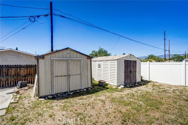 Detail Gallery Image 28 of 38 For 821 Columbia St, Redlands,  CA 92374 - 3 Beds | 2 Baths