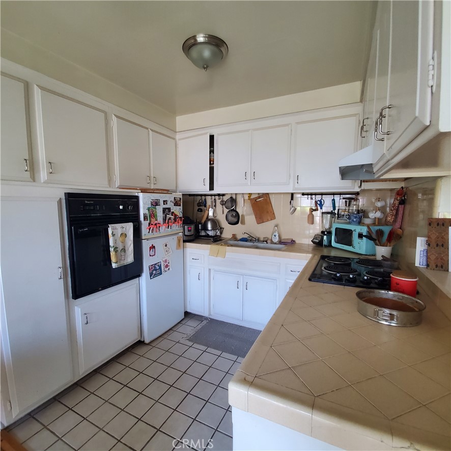 MLS #SR25102078 img 1