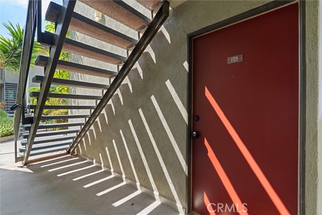 4822 Hollow Corner Road, Culver City CA: https://media.crmls.org/medias/b1ce9eaa-18b3-4a08-be4e-38db8a390f45.jpg
