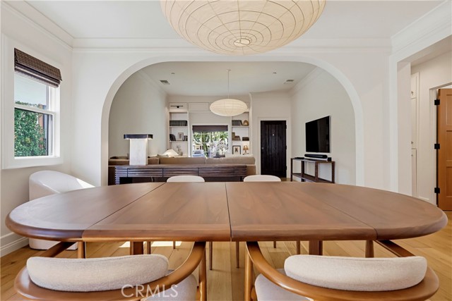 2932 Edgehill photo 13