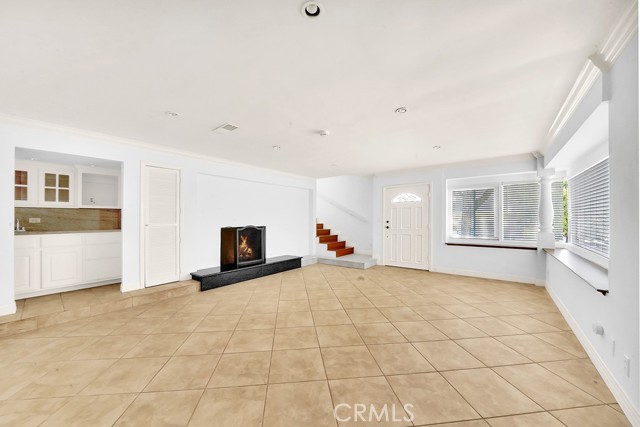 Detail Gallery Image 4 of 13 For 500 Larkspur Ave, Corona Del Mar,  CA 92625 - 3 Beds | 2 Baths