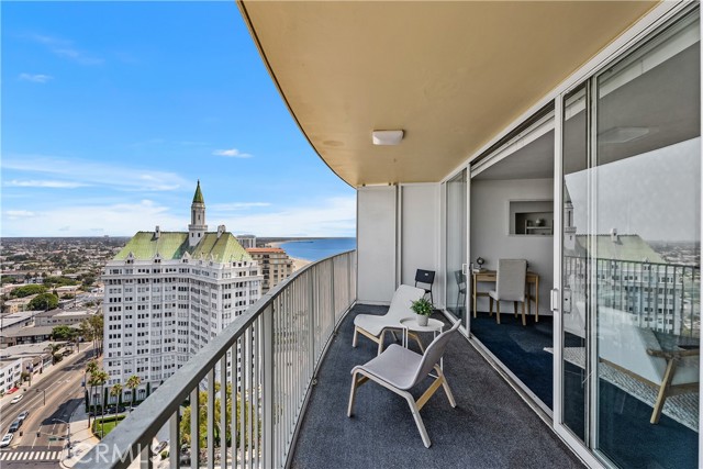 Detail Gallery Image 34 of 46 For 700 E Ocean #2703,  Long Beach,  CA 90802 - 1 Beds | 2 Baths