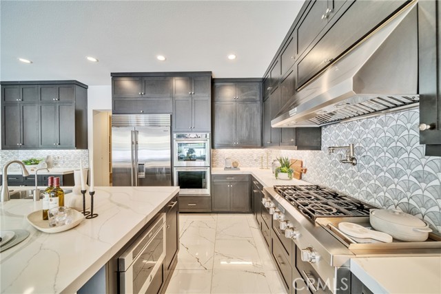 5437 Heritage Oak Drive, Lake Forest CA: https://media.crmls.org/medias/b1d1249b-8362-46f8-ab14-f12c9a88ad2a.jpg