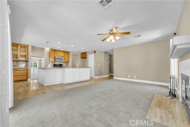 Detail Gallery Image 21 of 58 For 42050 Jenny Ln, Lancaster,  CA 93536 - 4 Beds | 2/1 Baths