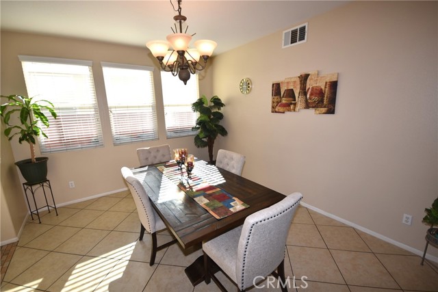 1886 Mount Verdugo Lane, Perris CA: https://media.crmls.org/medias/b1d356cf-a44e-4193-beb8-d2e8923180fd.jpg