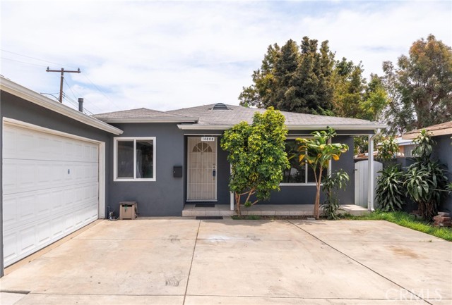 Detail Gallery Image 3 of 41 For 14808 Condon Ave, Lawndale,  CA 90260 - – Beds | – Baths