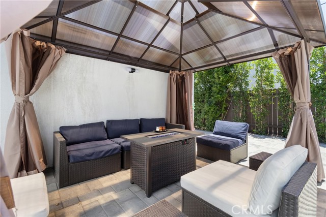 Detail Gallery Image 15 of 18 For 5629 Satsuma Ave #1/2,  North Hollywood,  CA 91601 - 1 Beds | 1 Baths