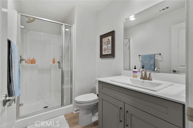 Detail Gallery Image 16 of 31 For 31014 Avenida Ramblas, Highland,  CA 92346 - 4 Beds | 3 Baths