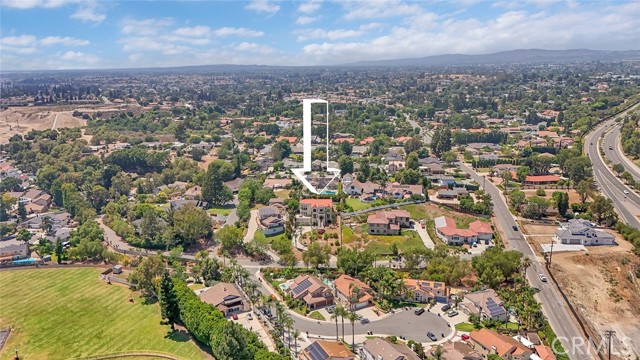 6041 Calle Mirador, Yorba Linda CA: https://media.crmls.org/medias/b1d69cfe-2b78-4fb6-a2a3-3fd6350fbd2d.jpg