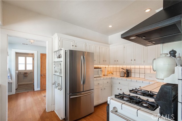 Detail Gallery Image 5 of 10 For 1444 Vine, Paso Robles,  CA 93446 - 4 Beds | 3 Baths