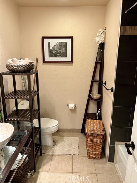 Detail Gallery Image 31 of 59 For 24517 Thistle Ct, Newhall,  CA 91321 - 4 Beds | 3 Baths