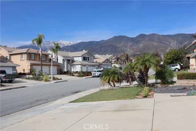 Image 2 for 5381 Wrangler Dr, Fontana, CA 92336