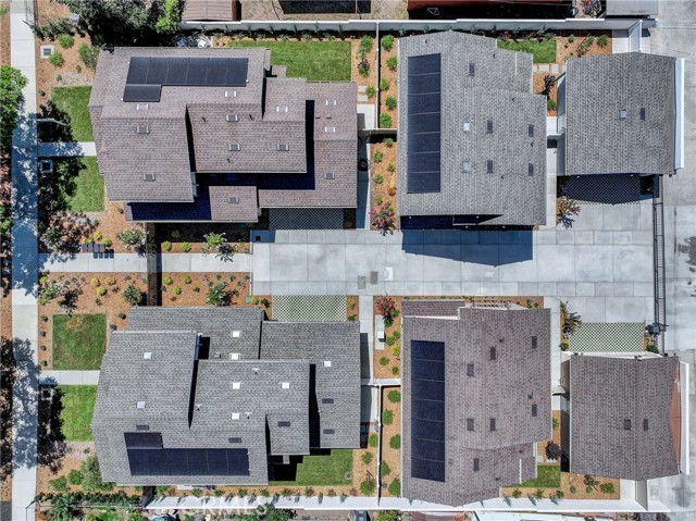 619 E Walnut, Monrovia CA: https://media.crmls.org/medias/b1d816d0-f5db-4884-a716-3cc517f82e1d.jpg