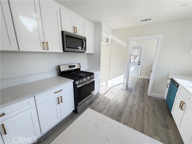 Detail Gallery Image 69 of 73 For 4128 Ostrom, Lakewood,  CA 90713 - 3 Beds | 2 Baths