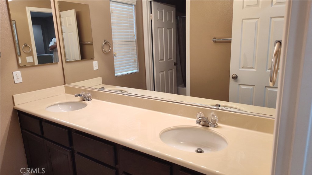 MLS #OC25145929 img 29