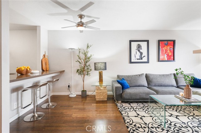 Detail Gallery Image 8 of 40 For 141 S Clark Dr #326,  West Hollywood,  CA 90048 - 1 Beds | 1 Baths