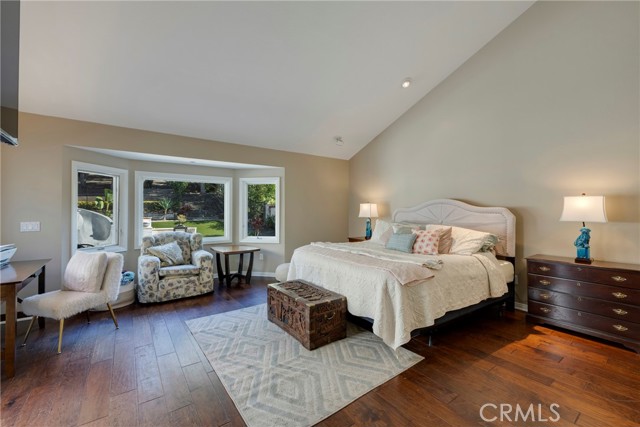 Detail Gallery Image 13 of 65 For 27702 Greenfield Dr, Laguna Hills,  CA 92653 - 7 Beds | 5/2 Baths