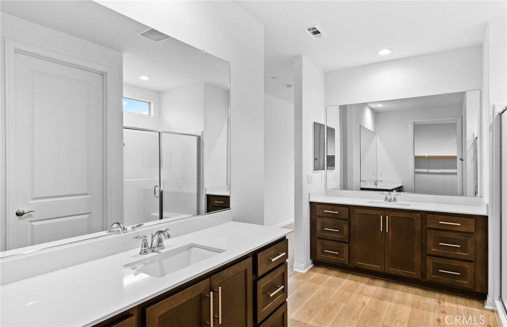 MLS #IV25223826 image #16