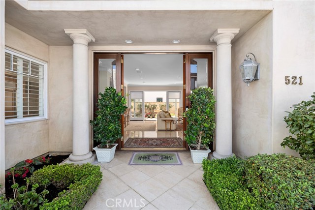 Detail Gallery Image 5 of 48 For 521 via Lido Nord, Newport Beach,  CA 92663 - 5 Beds | 4/2 Baths