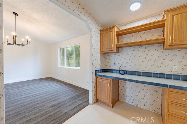 4000 Mariposa Way, Merced CA: https://media.crmls.org/medias/b1dc8cba-c0ce-476d-a7eb-32c7fe82b8f9.jpg