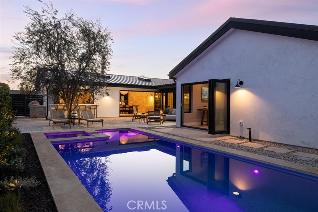 Detail Gallery Image 7 of 50 For 1524 Dolphin Ter, Corona Del Mar,  CA 92625 - 3 Beds | 3/1 Baths