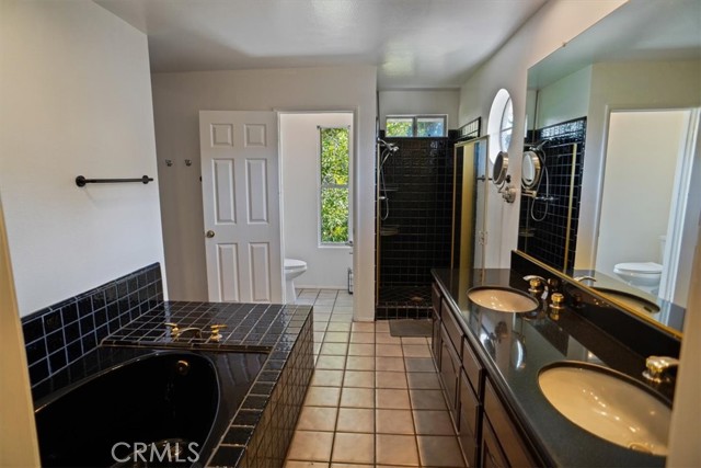 Detail Gallery Image 12 of 22 For 5530 Buffwood Pl, Agoura Hills,  CA 91301 - 5 Beds | 3 Baths