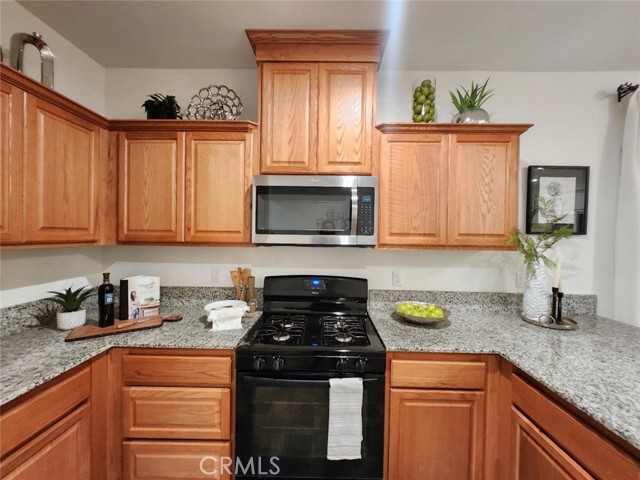 Detail Gallery Image 6 of 36 For 124 Harp Ct, Merced,  CA 95341 - 4 Beds | 2 Baths