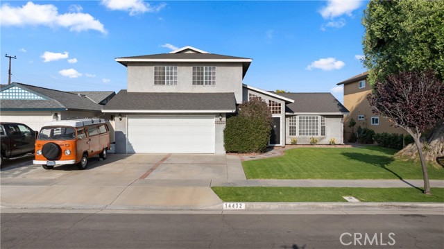 14432 Elmhurst Cir, Huntington Beach CA: https://media.crmls.org/medias/b1dfe927-e405-4a19-8cd0-4d9edca167b4.jpg