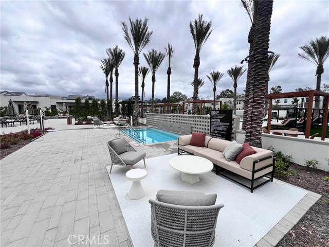 200 Orange Grove, Lake Forest CA: https://media.crmls.org/medias/b1e07fbf-4ac0-4a46-9c58-70864b5490ed.jpg