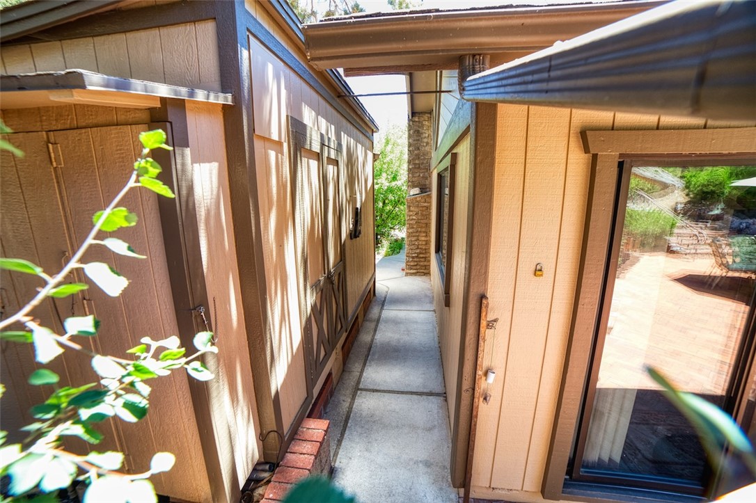 Detail Gallery Image 58 of 61 For 1091 Blue Mountain Rd, Big Bear City,  CA 92314 - 3 Beds | 2 Baths