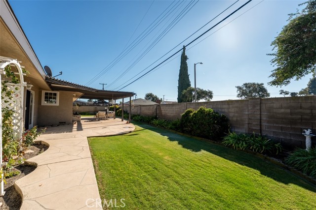 Detail Gallery Image 24 of 30 For 2020 W Willow Ave, Orange,  CA 92868 - 3 Beds | 2 Baths